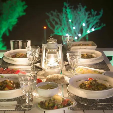 מלון Nomia Hotel יאליקאבאק