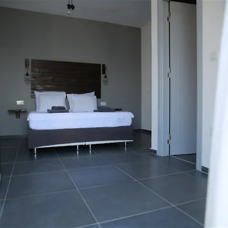 Nomia Hotel יאליקאבאק