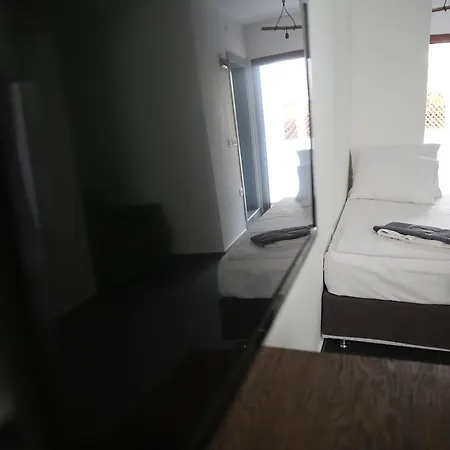 호텔 Nomia Hotel