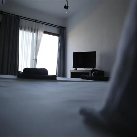מלון Nomia Hotel יאליקאבאק
