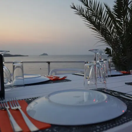Nomia Hotel