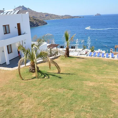 Nomia Hotel