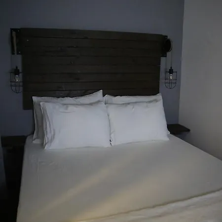 Nomia Hotel