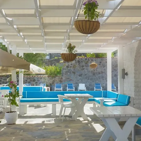 Nomia Hotel